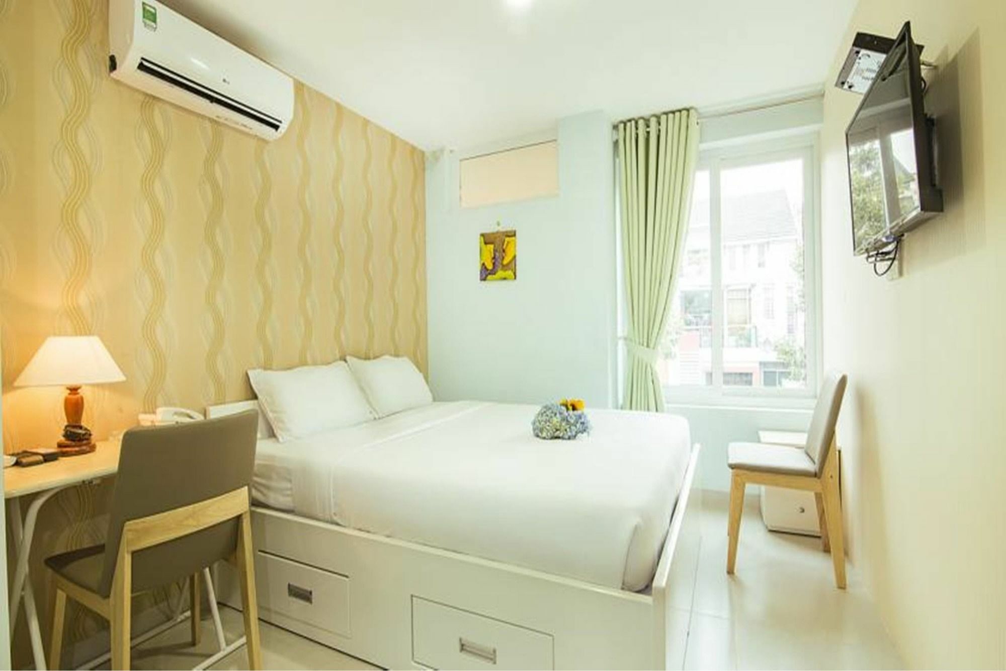 Max Sunflower Ho-Chi-Minh-Stadt Exterior foto